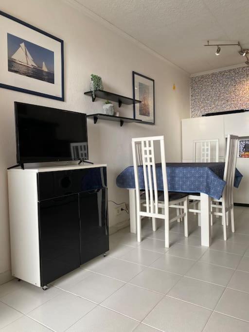 Bord De Mer, Terrasse, Tout A Pieds Cannes Exteriör bild