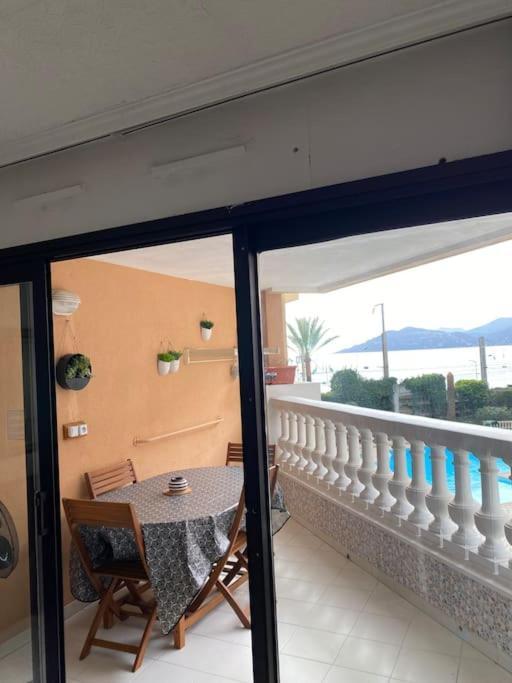 Bord De Mer, Terrasse, Tout A Pieds Cannes Exteriör bild