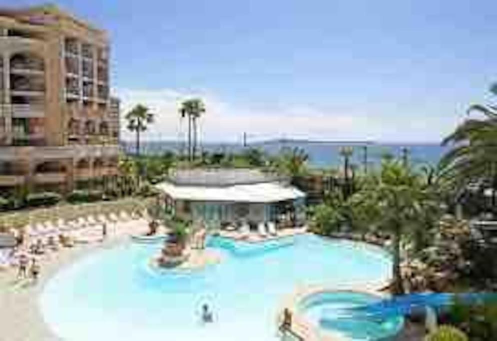 Bord De Mer, Terrasse, Tout A Pieds Cannes Exteriör bild